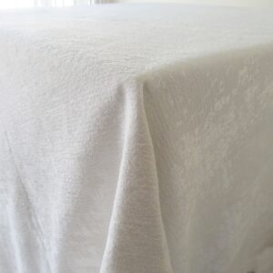 White Contour Velvade Tablecloth