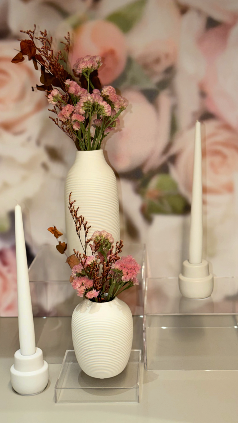 White Textured Ceramic Centerpiece Set