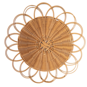 Woven Scalloped Placemat